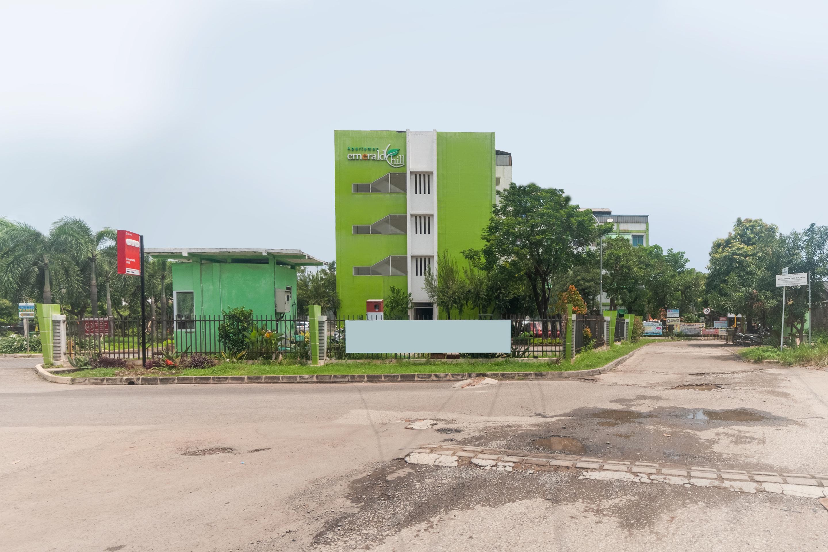 Oyo 3146 Emerald Hill Telukjambe Экстерьер фото